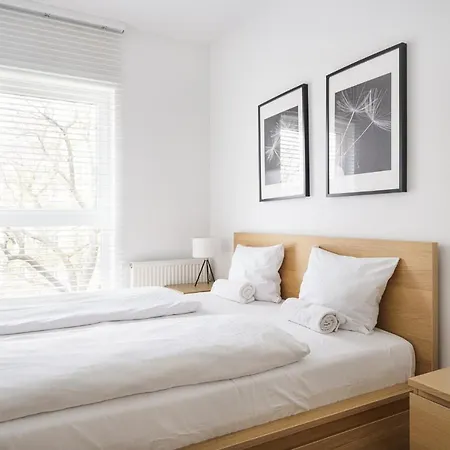 Rentplanet - Bulwar Staromiejski Apartamento
