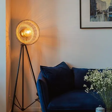 Rentplanet - Bulwar Staromiejski Διαμέρισμα *