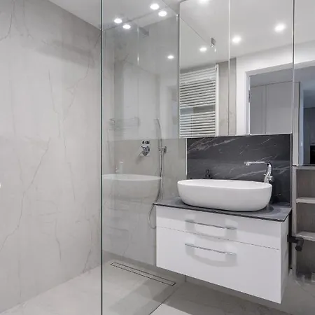 Rentplanet - Bulwar Staromiejski * Βρότσλαβ