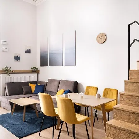 Rentplanet - Bulwar Staromiejski Апартаменты