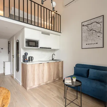 Rentplanet - Bulwar Staromiejski Апартаменты