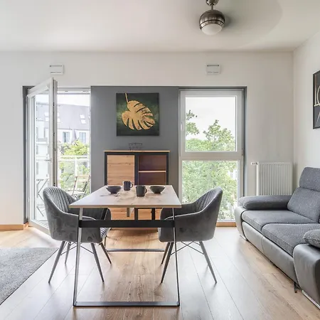 Rentplanet - Bulwar Staromiejski Apartment *