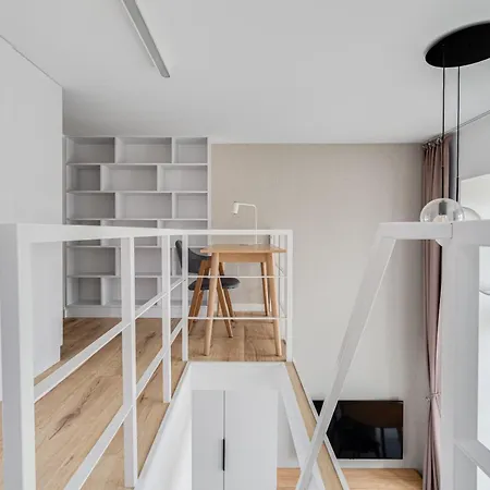 Rentplanet - Bulwar Staromiejski * 弗罗茨瓦夫