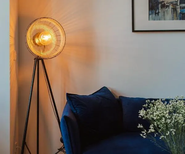 Rentplanet - Bulwar Staromiejski Apartment *